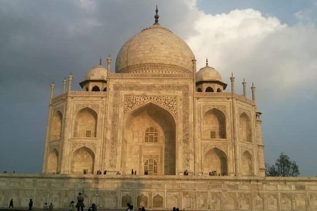 Taj Mahal Sunrise