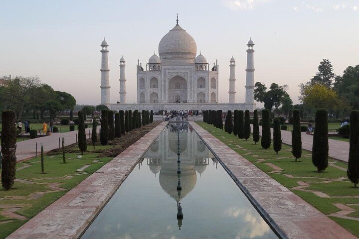 Taj Mahal Virtual Tour - Photo 1 of 8