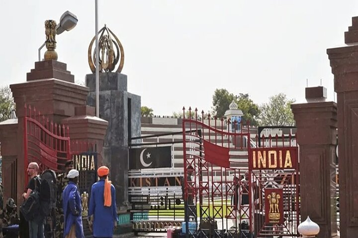 Wagah Border Retreat Ceremony With Traditional Dinner - Photo 1 of 5