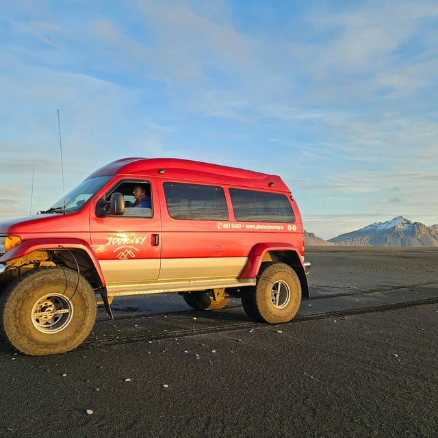 black-sand-beach-super-jeep-tour_1