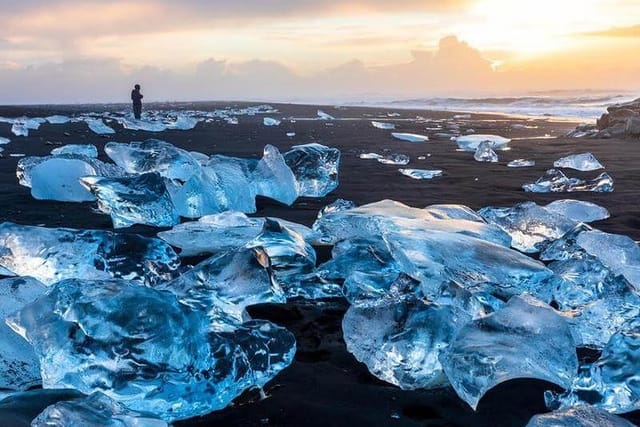 Glacier Lagoon - Private - Photo 1 of 10