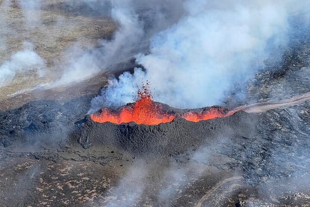 New Volcanic Eruption Area: Helicopter Tour in Iceland - Photo 1 of 5