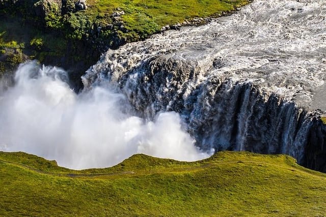 Premium Combo Day Tour Lake Myvatn and Dettifoss - Photo 1 of 8