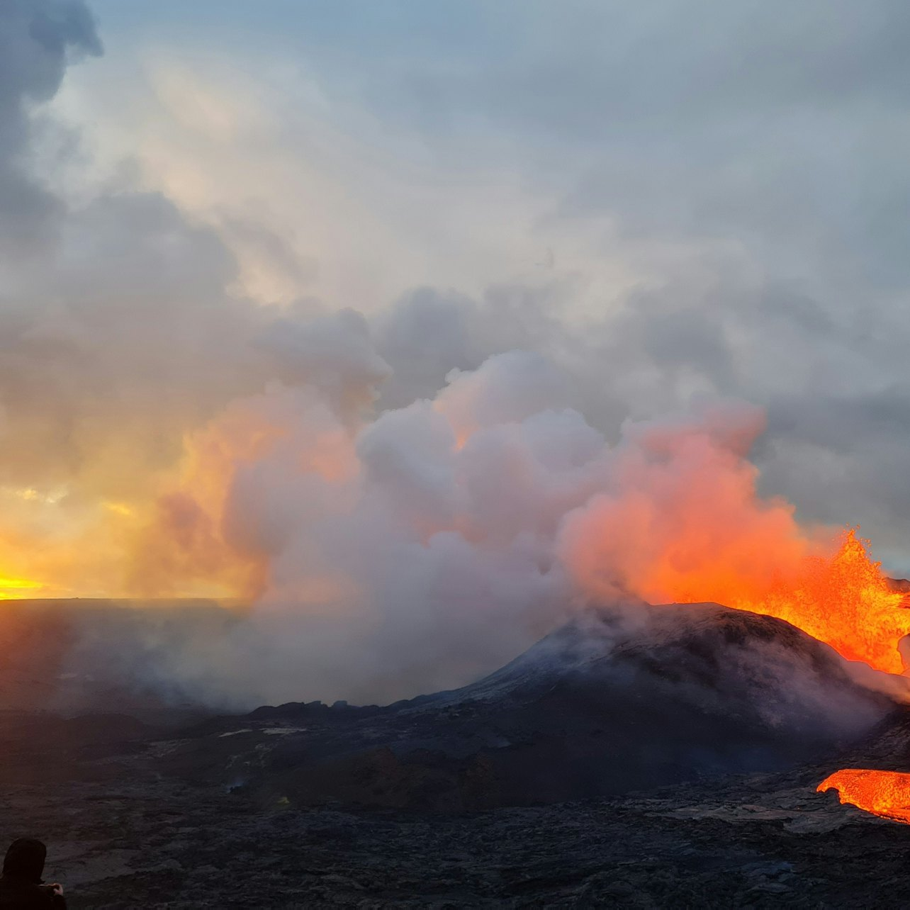 Volcano Tour from Reykjavik: Hiking Tour with Geologist in Reykjavík ...