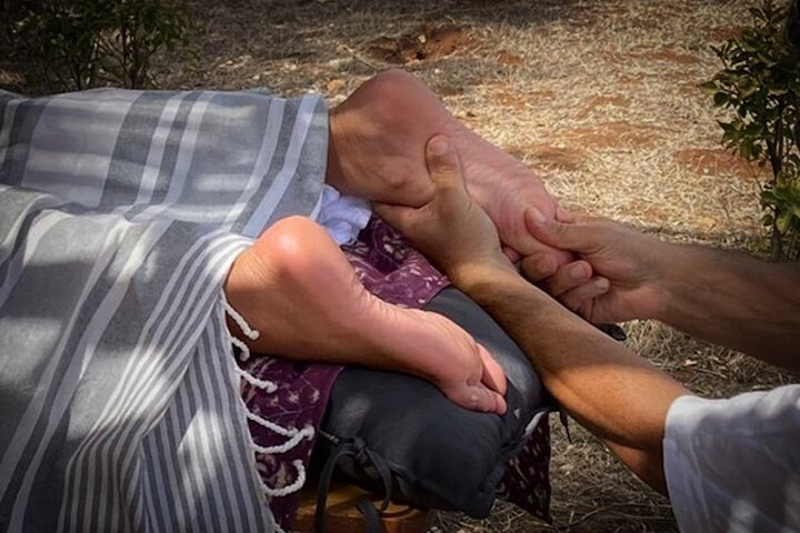 1 hour and a half private Foot and Facial Reflexology in Bari - Photo 1 of 2