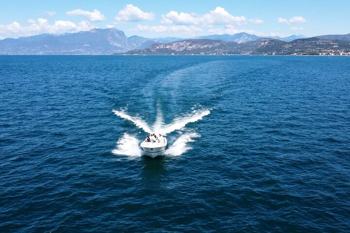 4-Hour Boat Tour on Lake Garda from Lazise - Photo 1 of 9