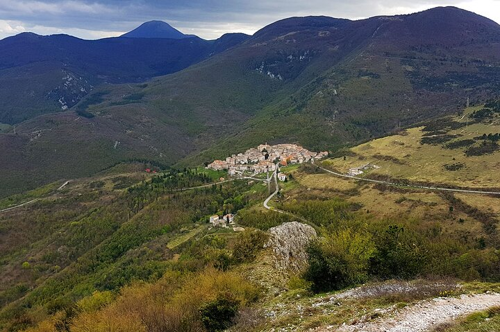 5-hour Fully Guided Hiking Tour in Castelletta - Photo 1 of 6