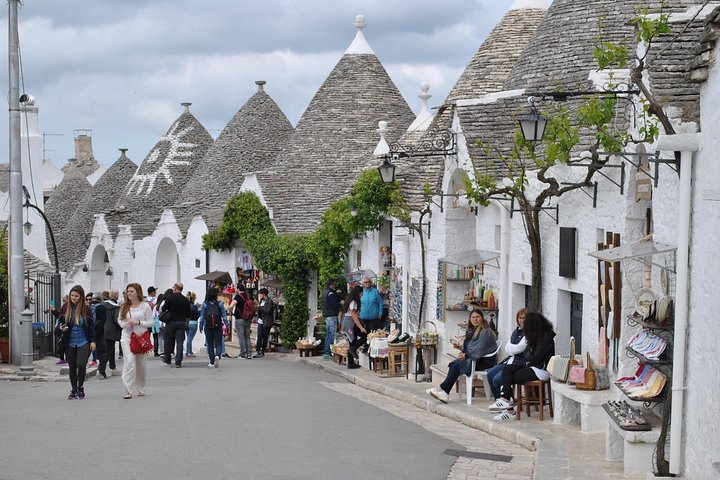 ALBEROBELLO & TRULLI