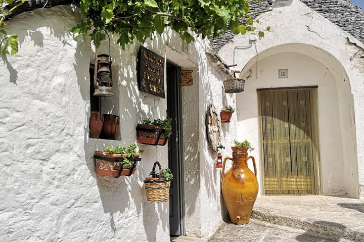 Alberobello private walking tour with gelato tasting - Photo 1 of 6