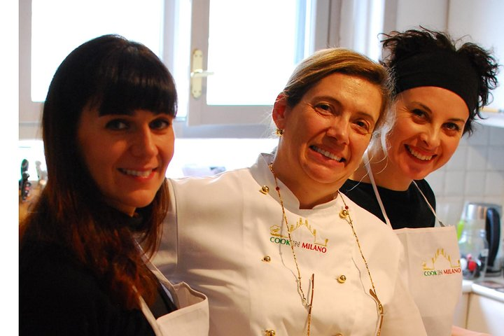 Small-Group Italian Cooking Class in Milan