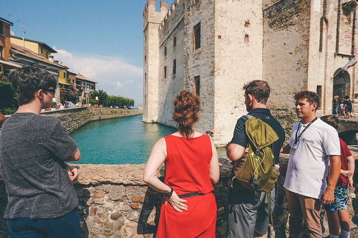 Best of Sirmione with Boat Tour and Grotte di Catullo  - Photo 1 of 14