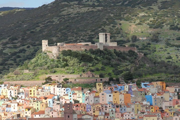 Bosa and, above, the Castle of Serravalle