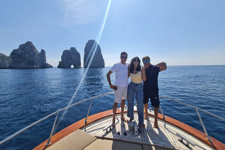 Capri and Blue Grotto Top Experience Max 8 People - Photo 1 of 25