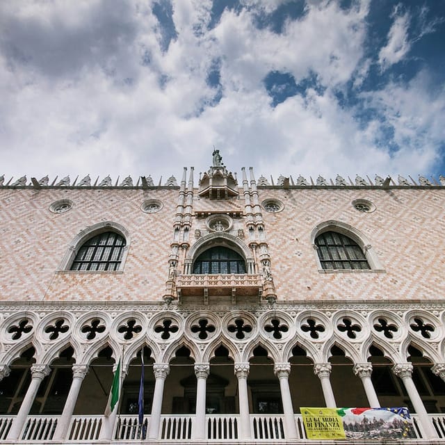 Doge’s Palace & St.Mark’s Basilica: Skip The Line Ticket + Guided Tour With Pala D’Oro - Photo 1 of 7