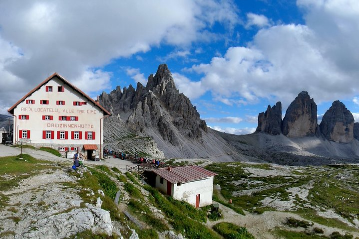 Multi day hiking is the best way to enjoy the Dolomites