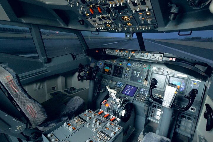 Flight Simulator Experience LONG RANGE 90 Minutes - Photo 1 of 6