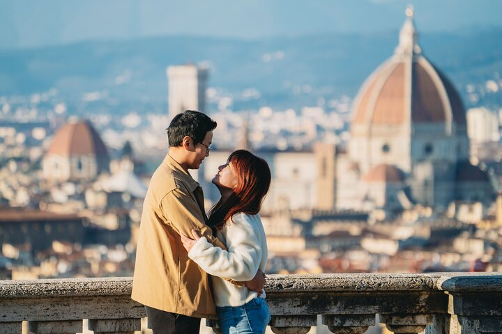 Florence : Private Photoshoot at Piazzale Michelangelo  - Photo 1 of 5