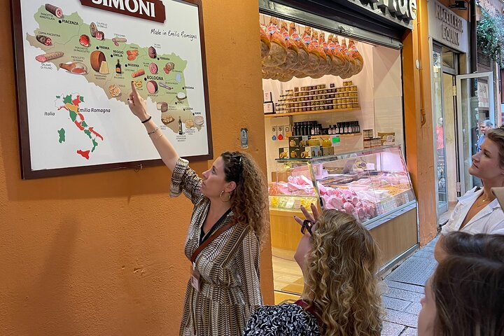 Food markets tour with a local! - Photo 1 of 25