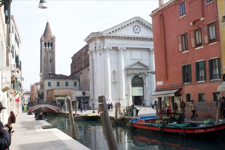 Venice, this wonderful city rising out of the water was one of the wonders in Europe and during the 15th and 16th century one the richest in the Mediterranean Sea 