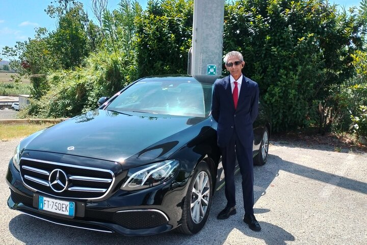 From Bellagio : Private 1-Way Transfer to Malpensa airport - Photo 1 of 12