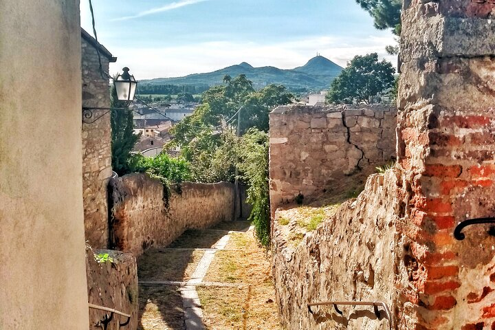 From Padua: Tour to the walled town of Monselice - Photo 1 of 11