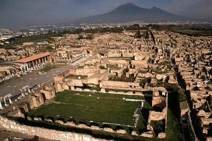 From Pompeii: Full Day Visit of Pompeii and the Mount Vesuvius - Photo 1 of 6