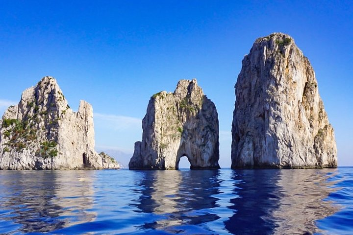 Full-Day Private VIP Boat Tour to Capri - Photo 1 of 8