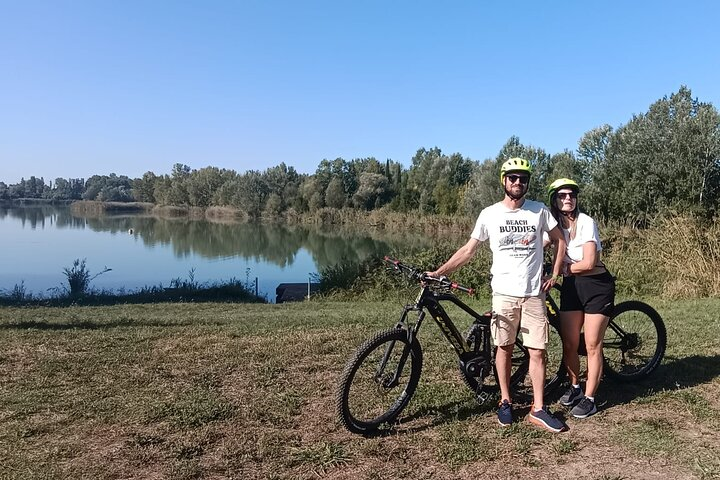 Guided E-bike route from Calci to Pisa 3 hours - Photo 1 of 8