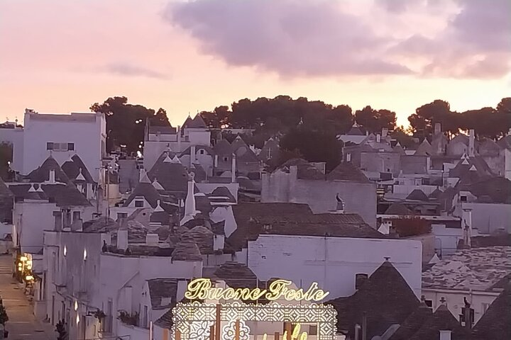 Guided tour of Alberobello - Photo 1 of 4