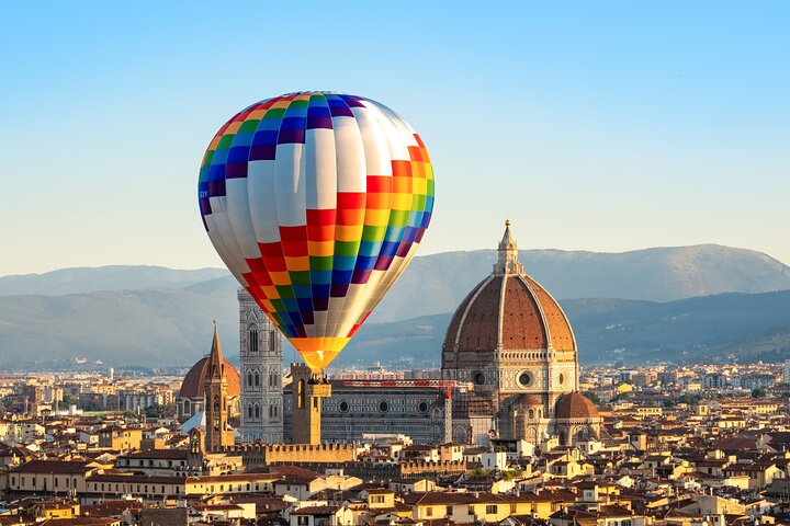 Hot Air Balloon flight in Florence - Photo 1 of 5