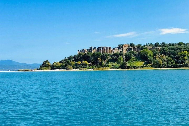 Lake Garda Mini Cruise: Sirmione Peninsula - Photo 1 of 20