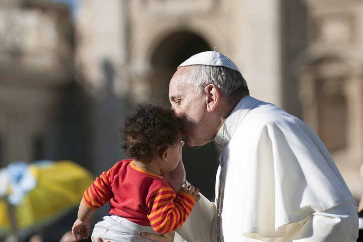 Meet Pope Francis at St Peter square Vatican City - Photo 1 of 6