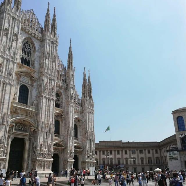 Milan Cathedral: Fast Track Ticket + Small Group Guided Tour - Photo 1 of 8