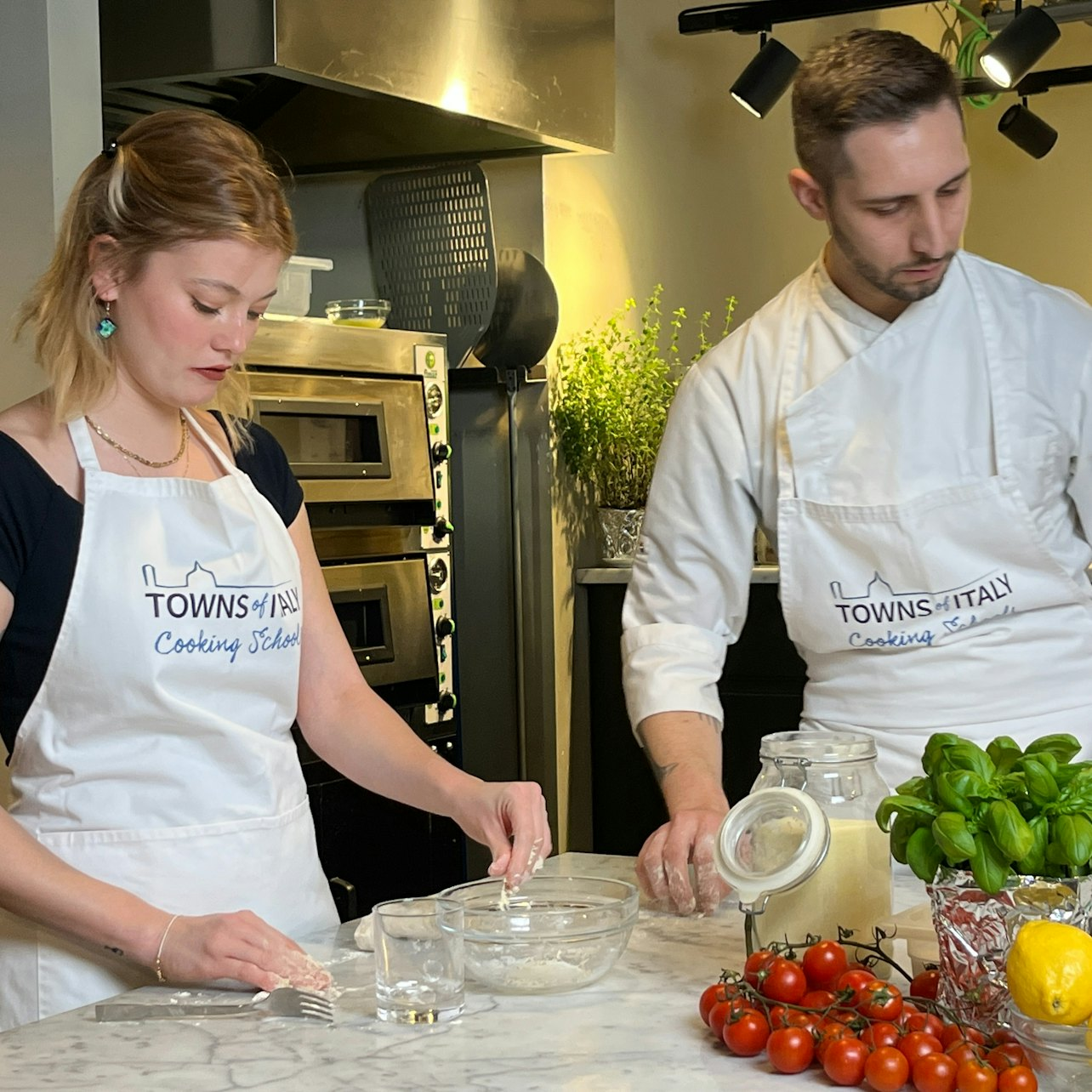 Milan: Pizza and Gelato Making Class - Photo 1 of 10