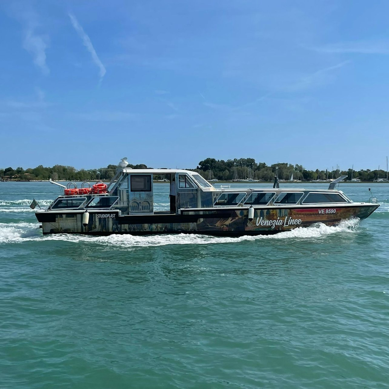 Murano and Burano: Morning Boat Tour - Photo 1 of 8