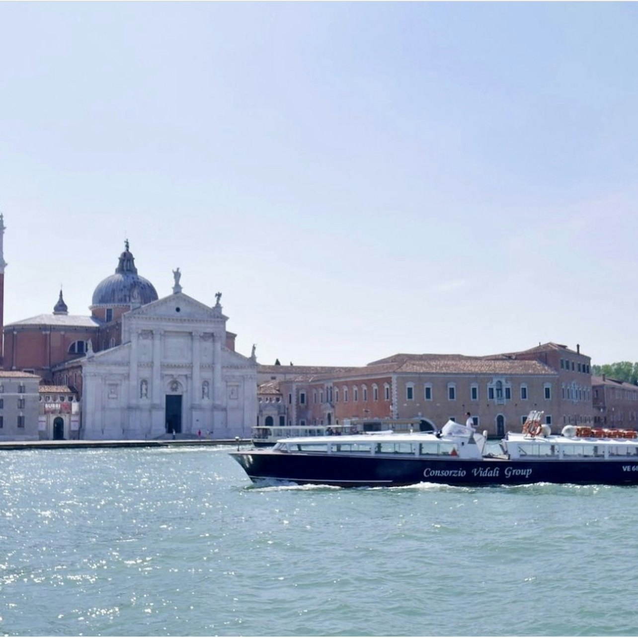 Murano, Burano and Torcello: Afternoon Boat Tour from Train station in ...