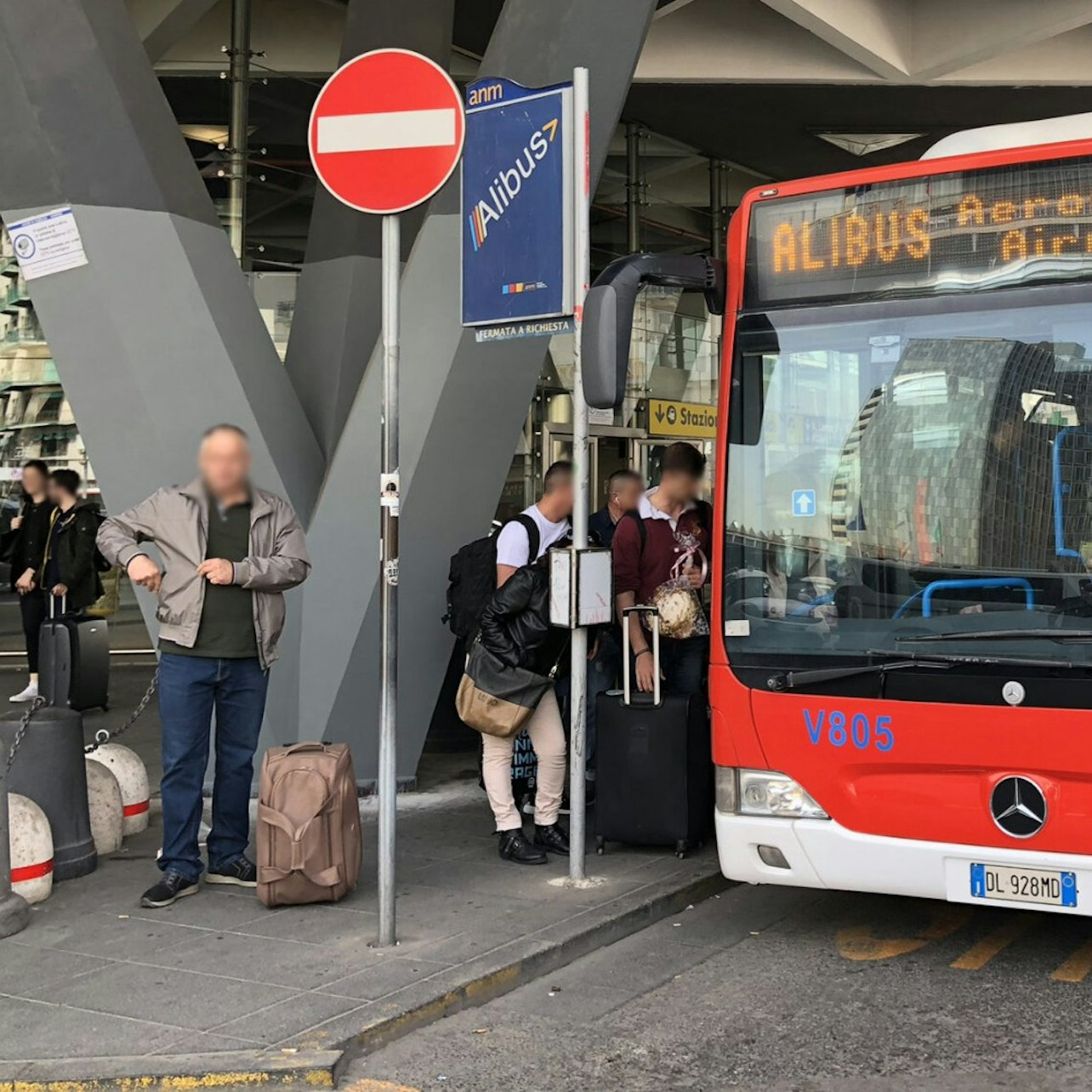 Naples: Bus Transfer to/From Naples Airport and Naples Maritime Station - Photo 1 of 4