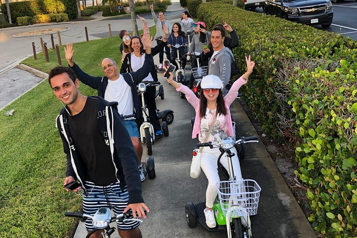 Naples Guided Electric Trike Tour  - Photo 1 of 7