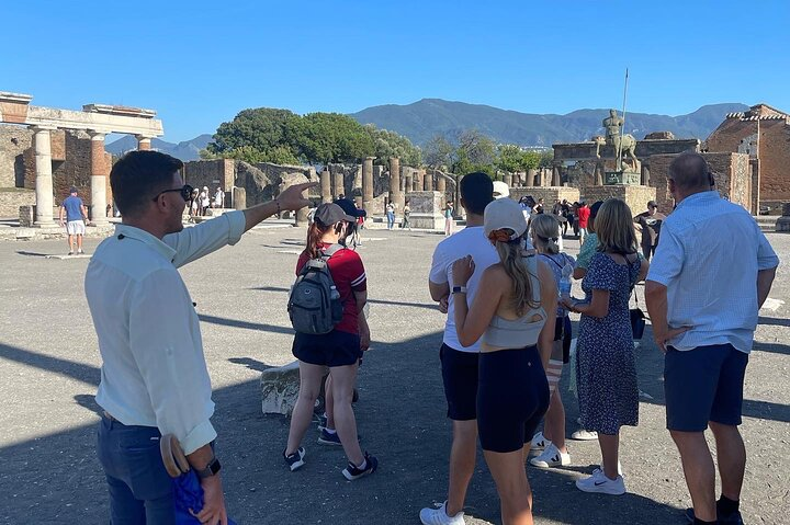 Once upon a time Pompeii 2 and a half hour tour - Photo 1 of 25