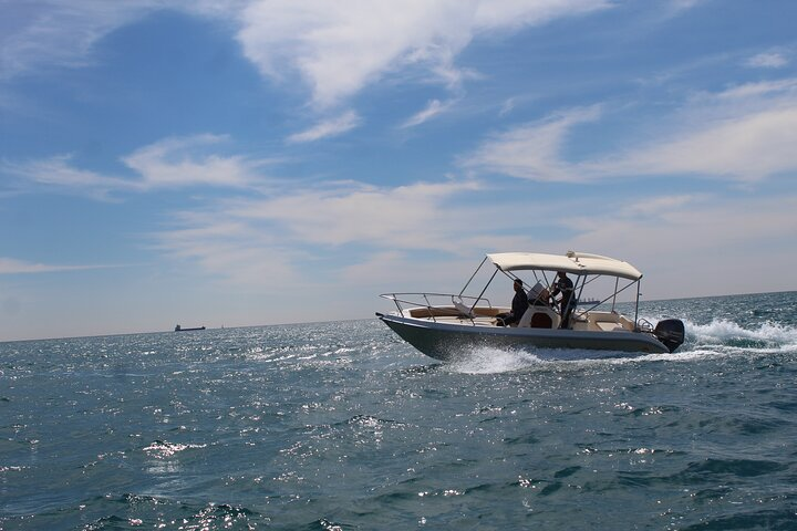 Open terminal boat 21 boat rental without license from Salerno - Photo 1 of 16