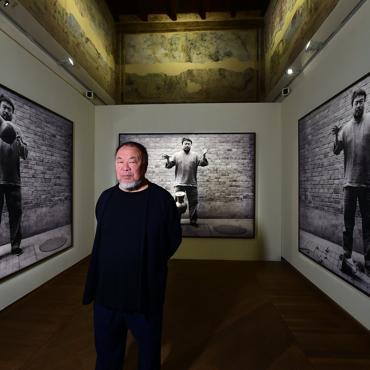 Palazzo Fava: Ai Weiwei. Who Am I? Exhibition - Photo 1 of 5