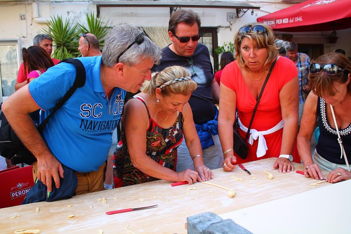 People of Bari unusual guided tour with pasta making at Grandma house - Photo 1 of 18