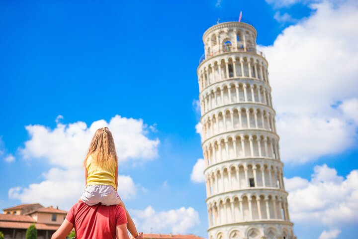 Photographer Professional Photoshoot in Pisa - Photo 1 of 12