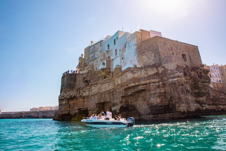 Polignano a Mare: Boat Tour of the Caves - Small Group - Photo 1 of 19