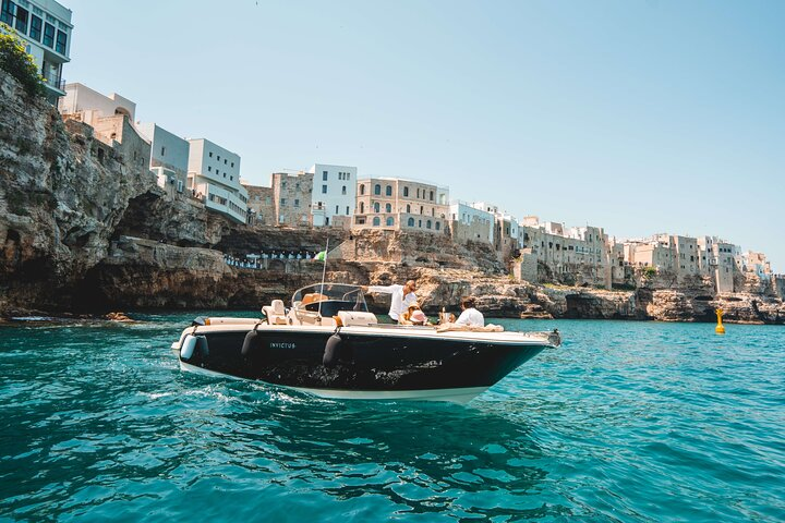 Polignano a Mare: Private tour of the caves with champagne - 4 hours - Photo 1 of 25