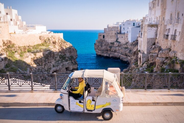 Polignano coast with Tuk Tuk private tour and view of the caves - Photo 1 of 5