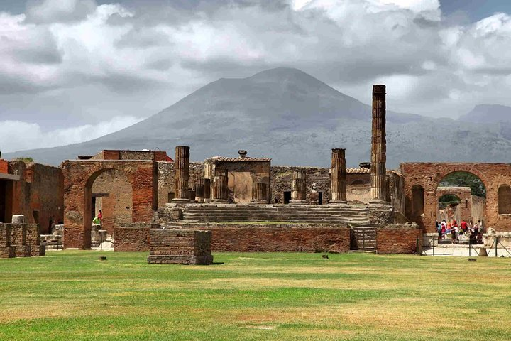 Pompei three hours with an expert guide - Photo 1 of 10