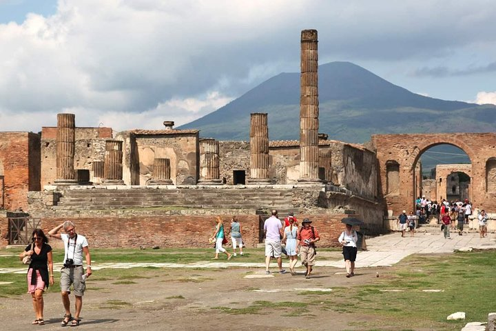 POMPEII