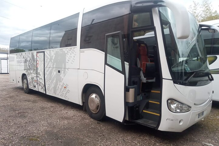 Private Bus from Chioggia Cruise Port to Venice Hotels+water taxi - Photo 1 of 8