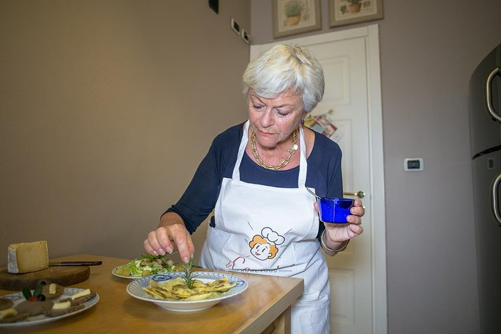 Private Cooking Class at a Cesarina's Home in Gaiole in Chianti - Photo 1 of 4